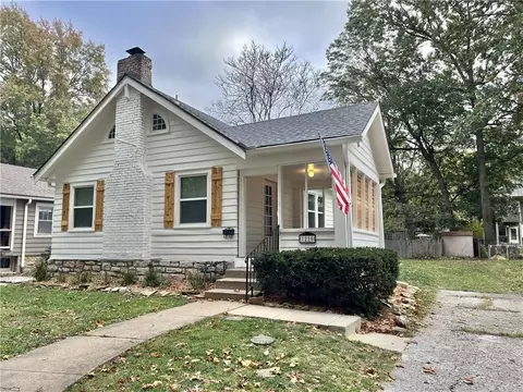 7225 Jefferson St, Kansas City, MO 64114