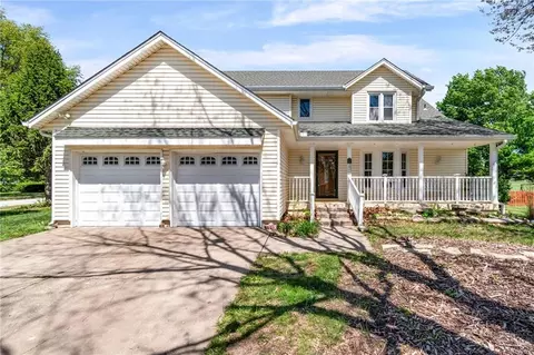 715 Lark St, Raymore, MO 64083