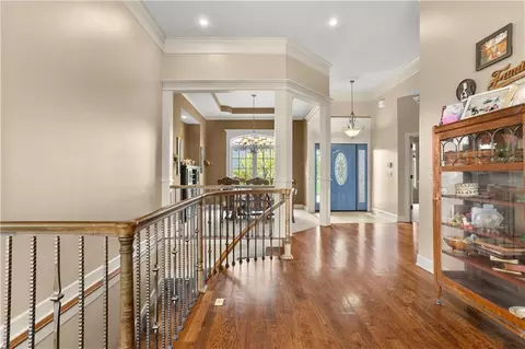 Entry Way - 608 NE Sundown Dr, Lees Summit, MO 64064 photo 1 of 2