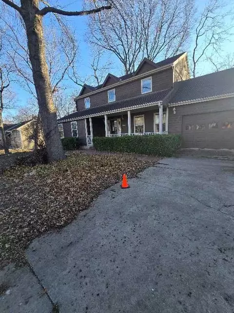 412 Frontier Rd, Lawrence, KS 66049