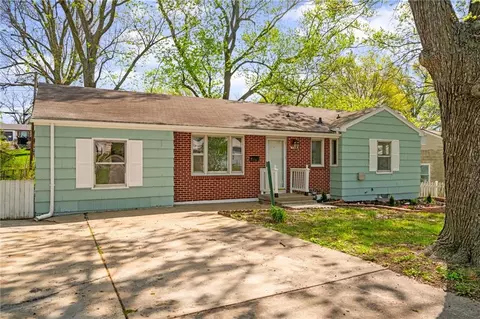 3503 N Mccoy St, Independence, MO 64050