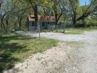 6800 Blue Pkwy, Kansas City, MO 64129