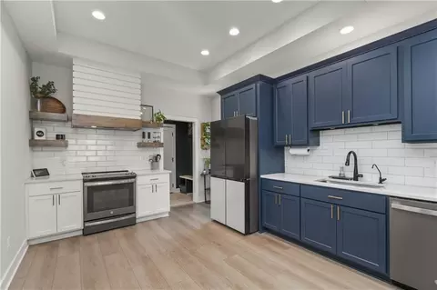 Kitchen - 23513 E 11th St, Independence, MO 64056 photo 2 of 3