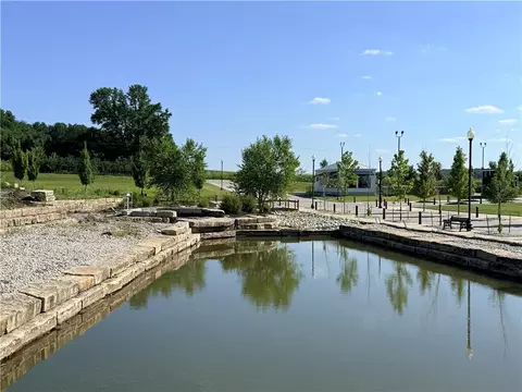 View/Area - 23513 E 11th St, Independence, MO 64056 photo 2 of 3