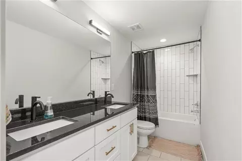 Bath - 23513 E 11th St, Independence, MO 64056 photo 4 of 4
