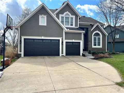 11911 Noland St, Overland Park, KS 66213