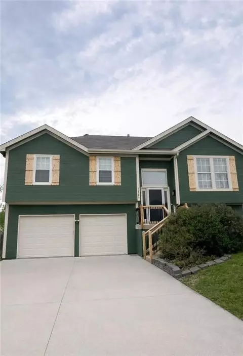 16400 Speaker Ave, Belton, MO 64012