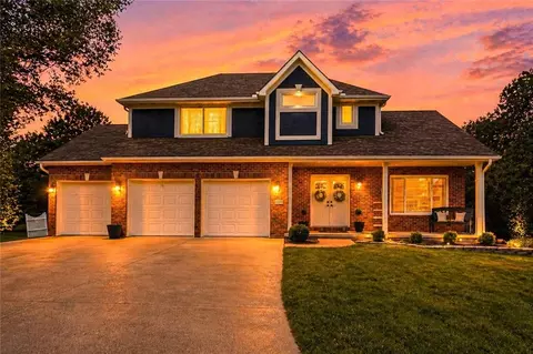 13120 Red Oak Ct, Platte City, MO 64079