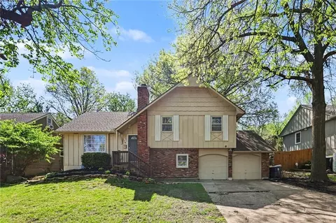 3603 Bridge Manor Dr, Kansas City, MO 64137