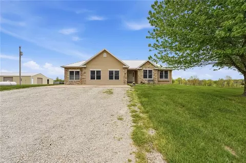 6520 Malcolm Lake Rd, Edgerton, MO 64444