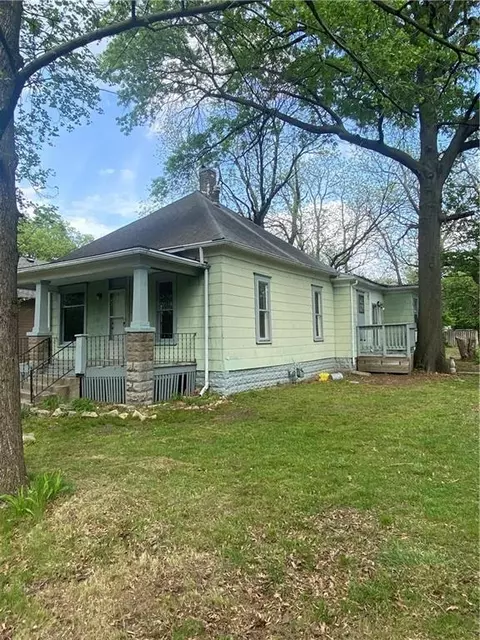 610 N Woodland St, Pittsburg, KS 66762