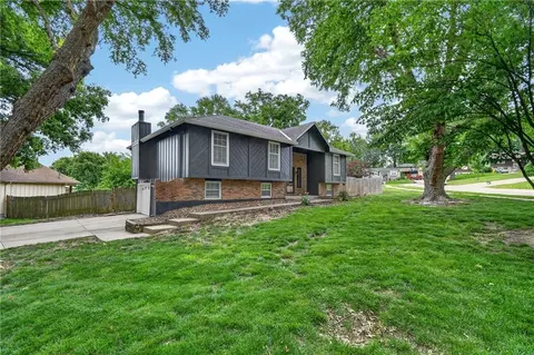 3011 Tepee Ave, Independence, MO 64057