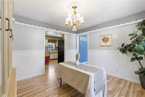 Dining - 12105 E 41st St, Independence, MO 64052 photo 2 of 2