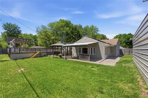 Exterior - 12105 E 41st St, Independence, MO 64052 photo 11 of 11