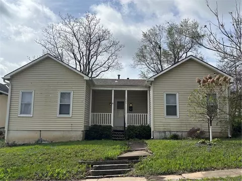 1024 Lincoln St, Saint Joseph, MO 64501