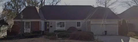 6401 W 102nd St, Overland Park, KS 66212