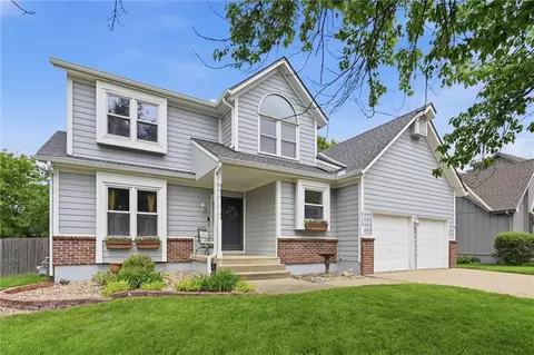 6118 W 157 Ter, Overland Park, KS 66223