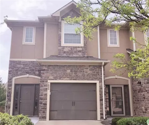 7890 W 158 Ct, Overland Park, KS 66223