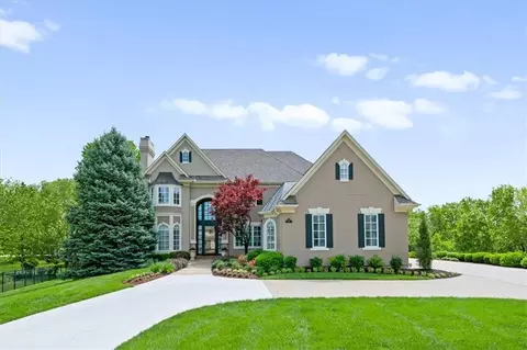 15405 Knox St, Overland Park, KS 66221