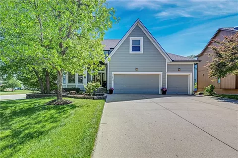 14301 Bond St, Overland Park, KS 66221