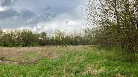 S School Road, Raymore, MO 64083 photo 23