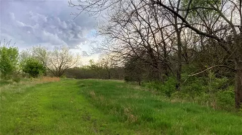 S School Road, Raymore, MO 64083 photo 14
