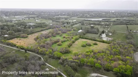 S School Road, Raymore, MO 64083