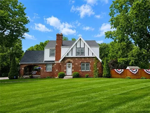 511 W North Ave, Belton, MO 64012
