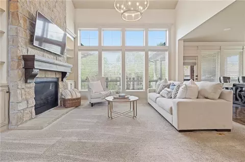 11604 W 164th Pl, Overland Park, KS 66221