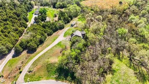View/Area - 881 N 1928 Rd, Lecompton, KS 66050 photo 5 of 9