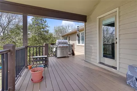 Exterior - 881 N 1928 Rd, Lecompton, KS 66050 photo 5 of 14
