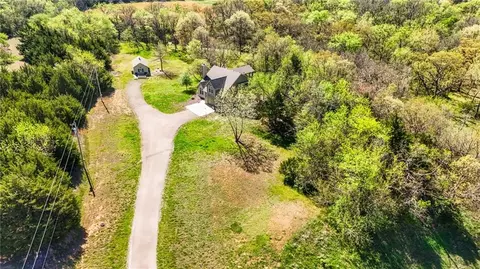 View/Area - 881 N 1928 Rd, Lecompton, KS 66050 photo 3 of 9