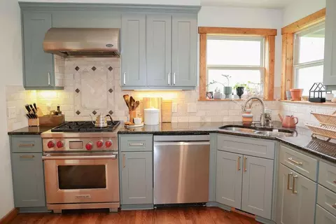 Kitchen - 881 N 1928 Rd, Lecompton, KS 66050 photo 2 of 5