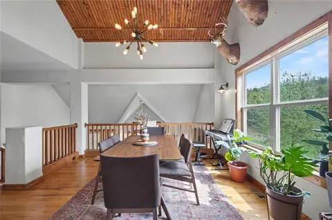 Dining - 881 N 1928 Rd, Lecompton, KS 66050 photo 1 of 2
