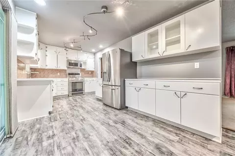 Kitchen - 808 N Apache Dr, Independence, MO 64056 photo 1 of 6