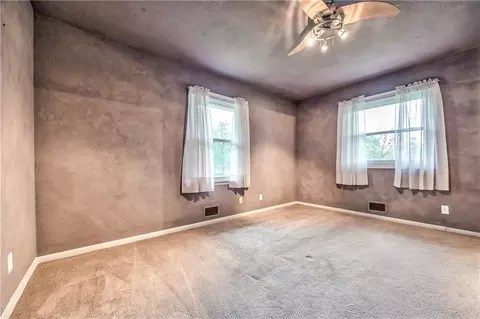 Bedroom - 808 N Apache Dr, Independence, MO 64056 photo 2 of 4