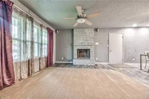 Living - 808 N Apache Dr, Independence, MO 64056 photo 3 of 7