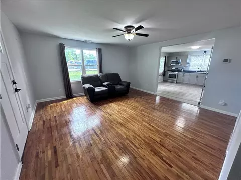 Living - 13547 Old Marvin Rd, Versailles, MO 65084 photo 1 of 3