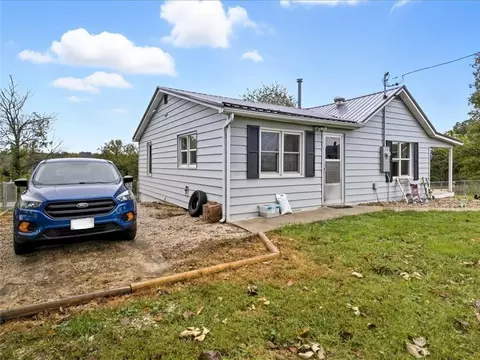 Exterior - 13547 Old Marvin Rd, Versailles, MO 65084 photo 4 of 6