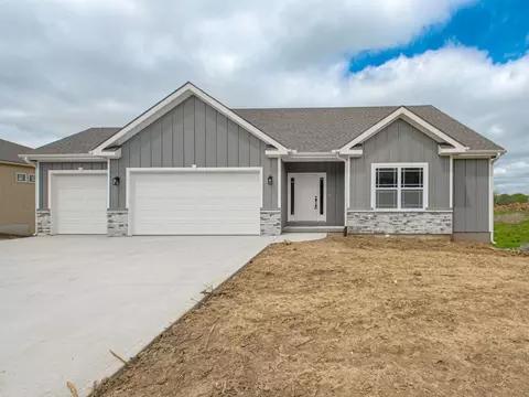 16810 NW 124th St, Platte City, MO 64079