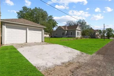 Exterior - 210 Winner Ave, Gower, MO 64454 photo 3 of 3