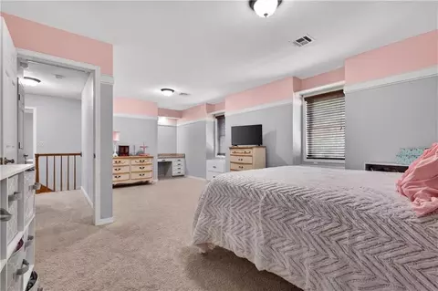 Bedroom - 1301 Bitner Dr, Pittsburg, KS 66762 photo 4 of 9