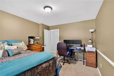 Bedroom - 1301 Bitner Dr, Pittsburg, KS 66762 photo 7 of 9