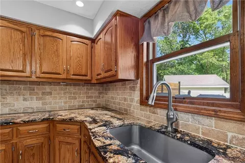 Kitchen - 1301 Bitner Dr, Pittsburg, KS 66762 photo 3 of 5