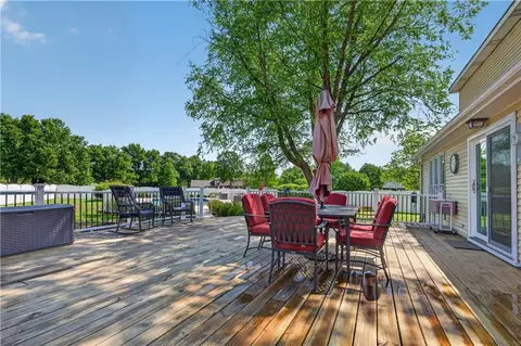 Exterior - 1301 Bitner Dr, Pittsburg, KS 66762 photo 8 of 10
