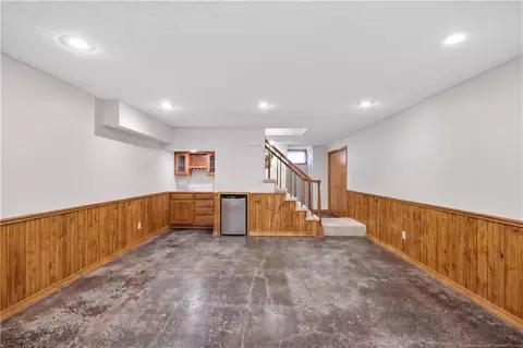 Living - 1301 Bitner Dr, Pittsburg, KS 66762 photo 4 of 4
