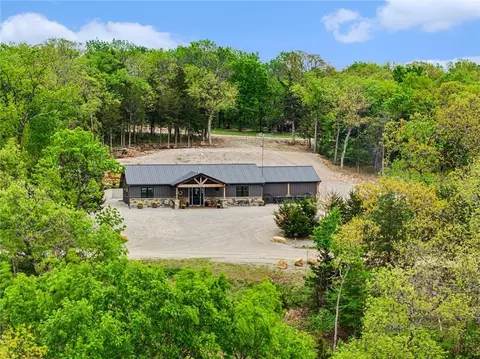 Exterior - 16 S Lakeview Rd, Mapleton, KS 66754 photo 3 of 5