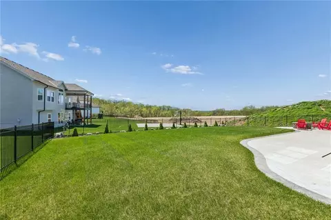 Exterior - 5123 NW 47th Ter, Riverside, MO 64150 photo 9 of 9