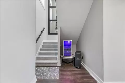 Entry Way - 5123 NW 47th Ter, Riverside, MO 64150 photo 6 of 9