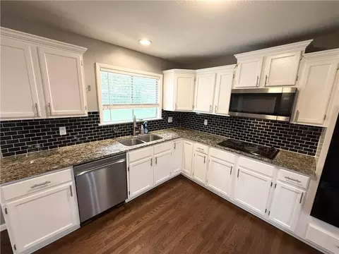 Kitchen - 8811 E 84th St, Raytown, MO 64138 photo 2 of 2